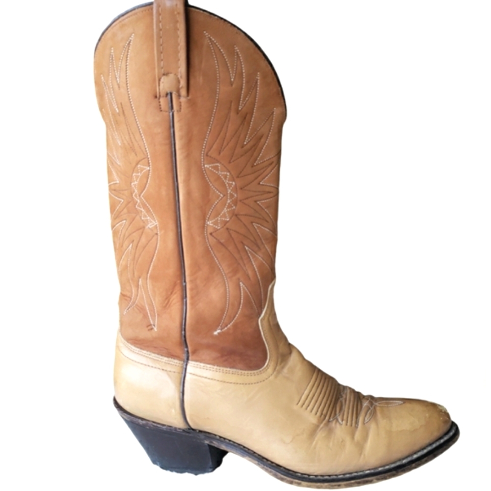NICE Pair Of Vintage Women Cowboy Boots Made In USA By 'Acme' Size 10.5D